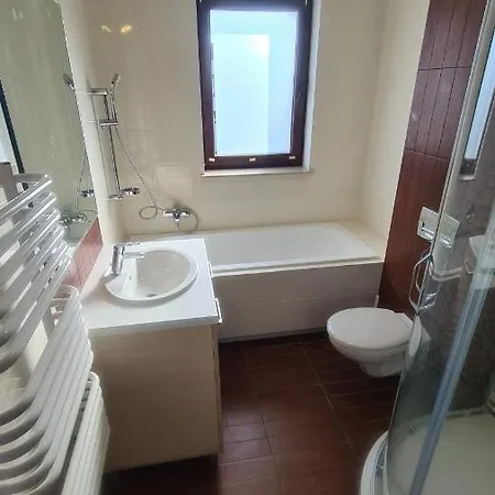 Dom Pod Wroclawiem13 *