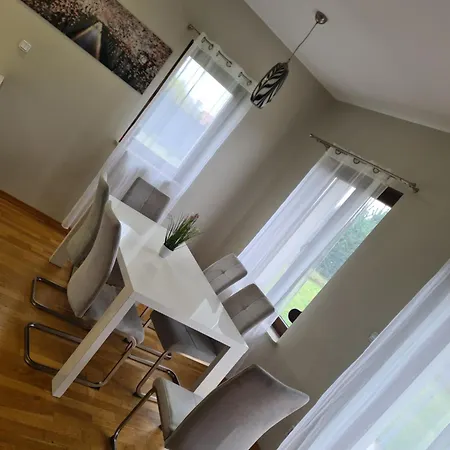 Dom Pod Wroclawiem13 Apartmán Domasław
