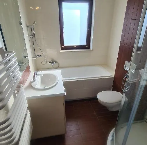 Dom Pod Wroclawiem13 *